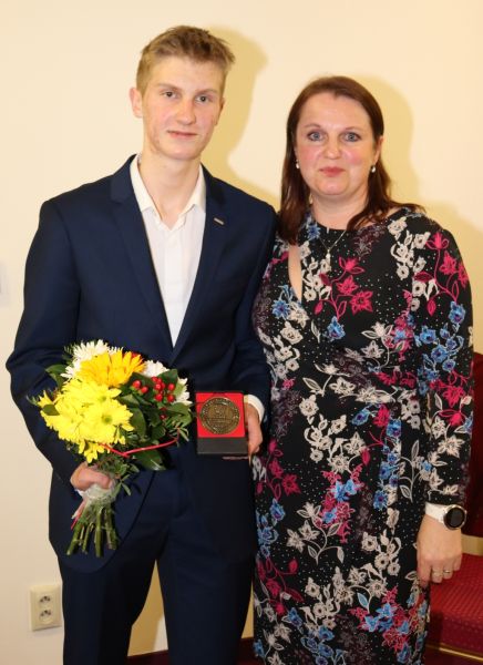 gal/2022/01 Atlet roku 2021 Plzeňského kraje/S_maminkou.jpg